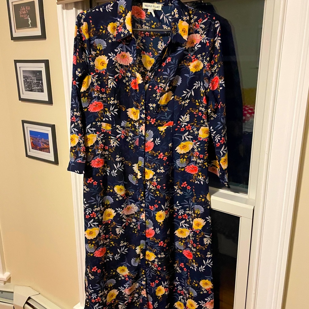 Long sleeve flower pattern dress